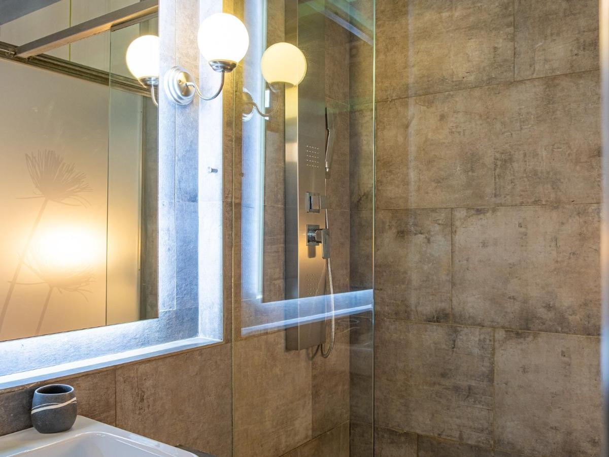 Design 4 Rooms Syracuse Eksteriør bilde